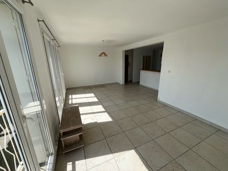 AIX EN PROVENCE APPARTEMENT T4 TERRASSE ET CAVE, - Photo 2
