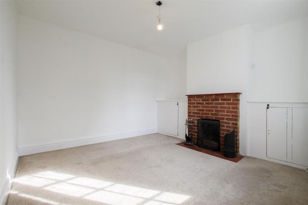 2 bedroom semi-detached house to rent - Photo 1