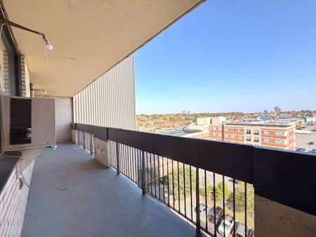 For Lease - 1455 Lawrence Avenue Unit# 1007, Toronto, Ontario - Photo 3