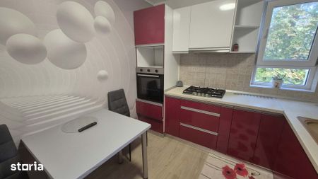 Titan metrou inchiriere apartament de 3 camere cu loc de parcare - Photo 4