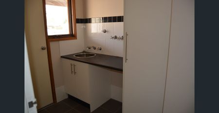 FOR THE FAMILY - Photo 4