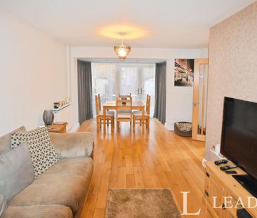 2 bedroom mid-terrace to rent Abbotsweld, Harlow - Photo 4