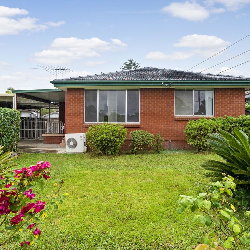 Neat And Tidy 3 Bedroom Family Home - Photo 1