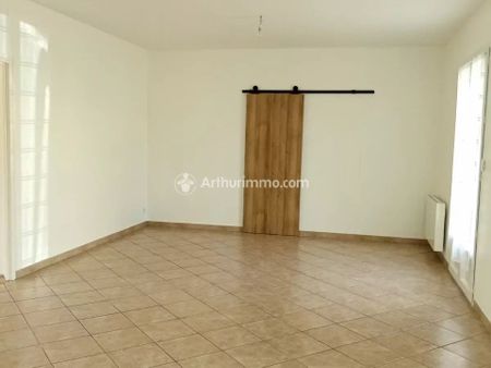 Location Maison 4 pièces 115 m2 à Matha - Photo 3