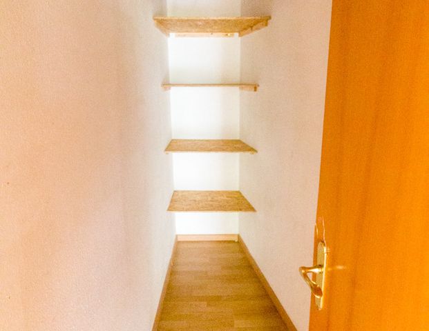 **Wohnen auf der Kultstraße KarLi + neue EBK + Fahrstuhl** - Photo 1