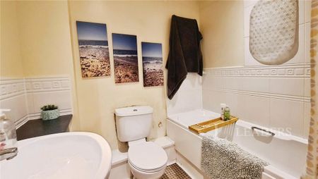 Studio to rent - Photo 5