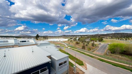 Great Location! - Photo 3