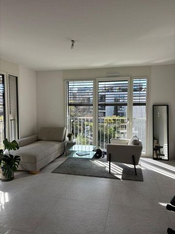 Rental renewal – 2.5 rooms (loft type), Grand-Saconnex (Rte de Ferney) at: - Photo 5