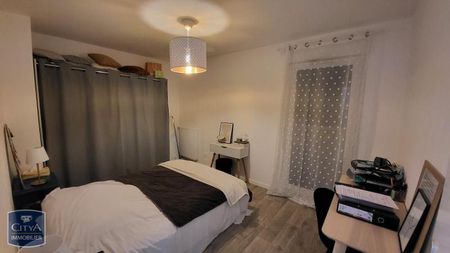 Location Appartement 2 pièces 43m² MONTLOUIS SUR LOIRE 37270 - Photo 3