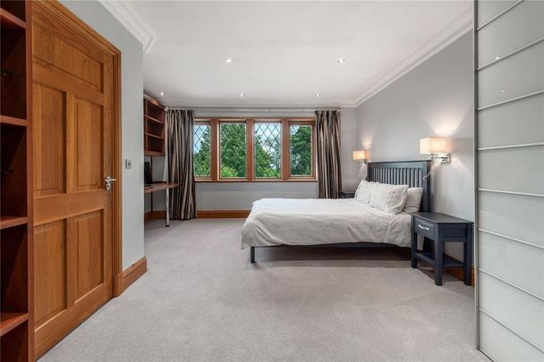 5 bedroom detached house to rent - Photo 1