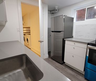 For Lease - 43 Edinburgh Drive, Toronto, Ontario - Photo 3