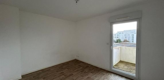 Location Appartement 2 pièces 43m² ST NAZAIRE 44600 - Photo 2