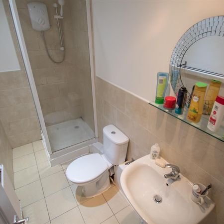 1 bedroom apartment to rent - Photo 4