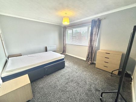 2 bedroom maisonette to rent - Photo 5