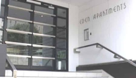 AUCKLAND CENTRAL Eden Crescent Studio part furn with balcony no parking - Photo 5