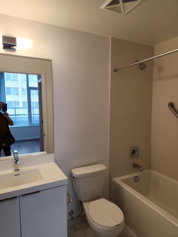 For Lease - 50 Dunfield Avenue Unit# 315, Toronto, Ontario - Photo 3