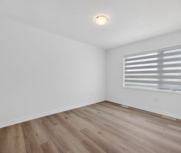 For Lease - 18 Ivory Road, Barrie, Ontario - Photo 3