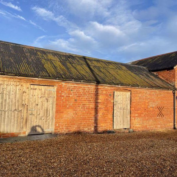 3 bedroom detached house to rent - Photo 1