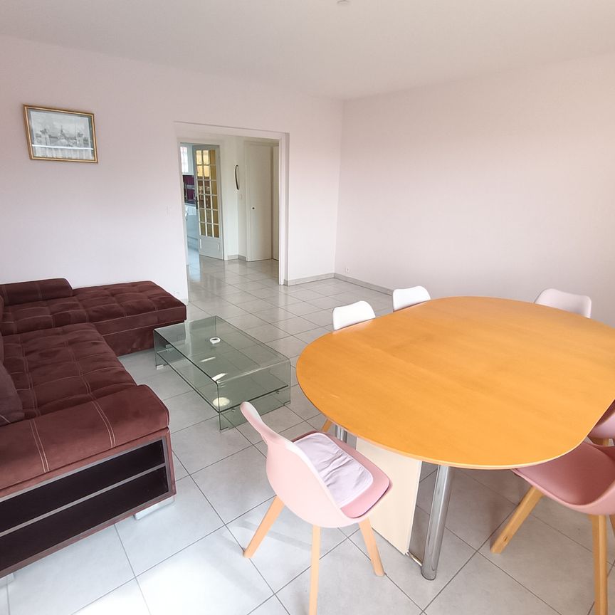 Location Appartement 3 pièces 81m² ANNEMASSE 74100 - Photo 1
