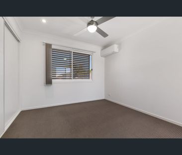 3/7 Mcaneny Street, Redcliffe, Qld 4020 - Photo 6