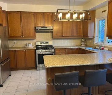 531 Reeves Way Boulevard #Main - Photo 1