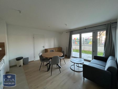 Location Appartement 2 pièces 40m² AVRILLE 49240 - Photo 2