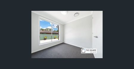 Modern & Spacious 5-Bedroom Family Home in Prime Mount Druitt Location - Photo 2