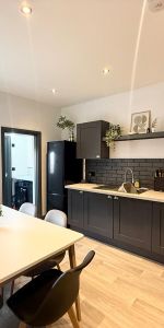 4 bedroom terraced house to rent - Photo 3