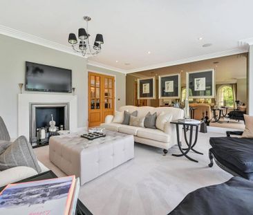 5 bedroom detached house to rent - Photo 2