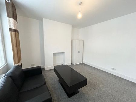 Corporation Road, Bournemouth - Photo 3