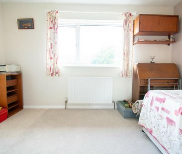 2 bedroom terraced house to rent - Photo 5