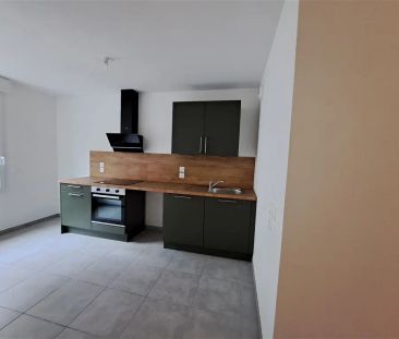 Location appartement 1 pièce - 29m² à Thonon les bains (74200) - Photo 2
