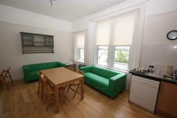 7 bedroom maisonette to rent - Photo 1