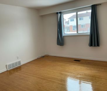 For Lease - 361 Linden Street Unit# 1, Oshawa, Ontario - Photo 3
