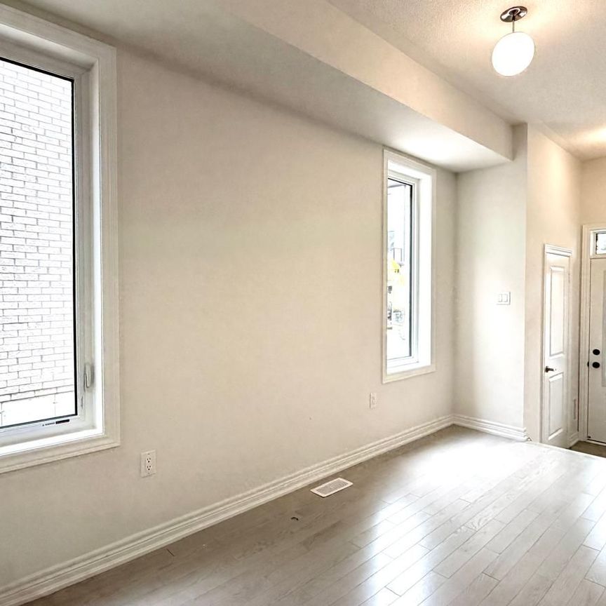 For Lease - 1234 Elizabeth Mackenzie Drive, Pickering, Ontario - Photo 1