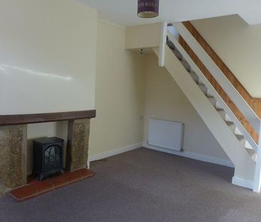 2 bedroom terraced house to rent - Photo 2