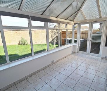 2 bedroom semi-detached house to rent - Photo 4