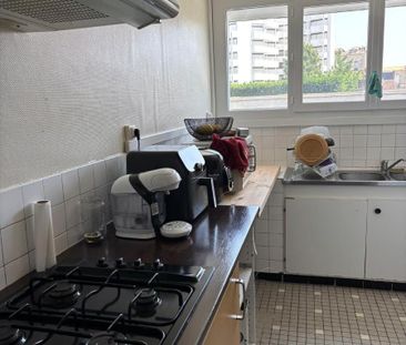 Location Appartement 3 pièces 60m² BORDEAUX 33000 - Photo 4