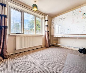 3 bedroom terraced house to rent - Photo 2