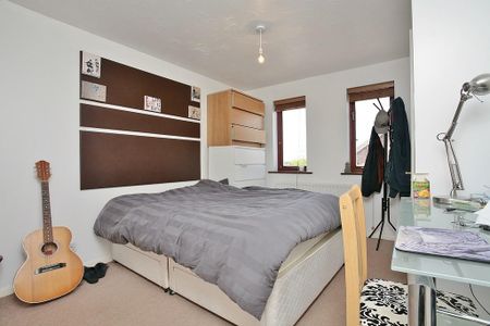 2 bedroom terraced house to rent - Photo 4