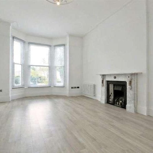 Christchurch Road, GL50 - Photo 1