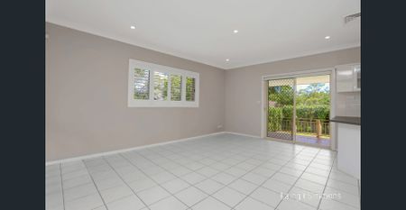 Spacious Modern Duplex in Prime Pennant Hills Location - Photo 3