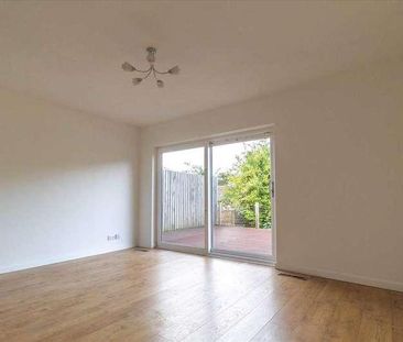 Hillside Way, Northampton, NN3 - Photo 6