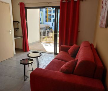 Location Appartement 1 pièce 22m² LE TAMPON 97430 - Photo 1