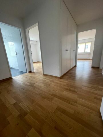 moderne 3.5 Zimmer-Wohnung zu vermieten - Photo 3