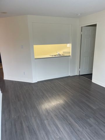 For Lease - 736 Bay Street Unit# 1505, Toronto, Ontario - Photo 2