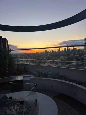 South Yarra - Photo 4