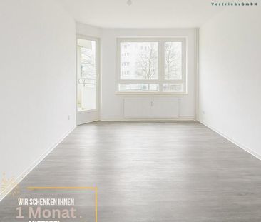 Helle 4-Zimmer-Wohnung mit Balkon, Aufzug & separatem WC - Photo 1
