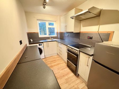 1 bedroom flat to rent - Photo 4