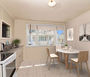 Lovely family 3 bedroom home - Photo 3